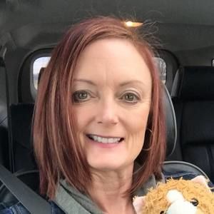 Meet your Posher, Stacie